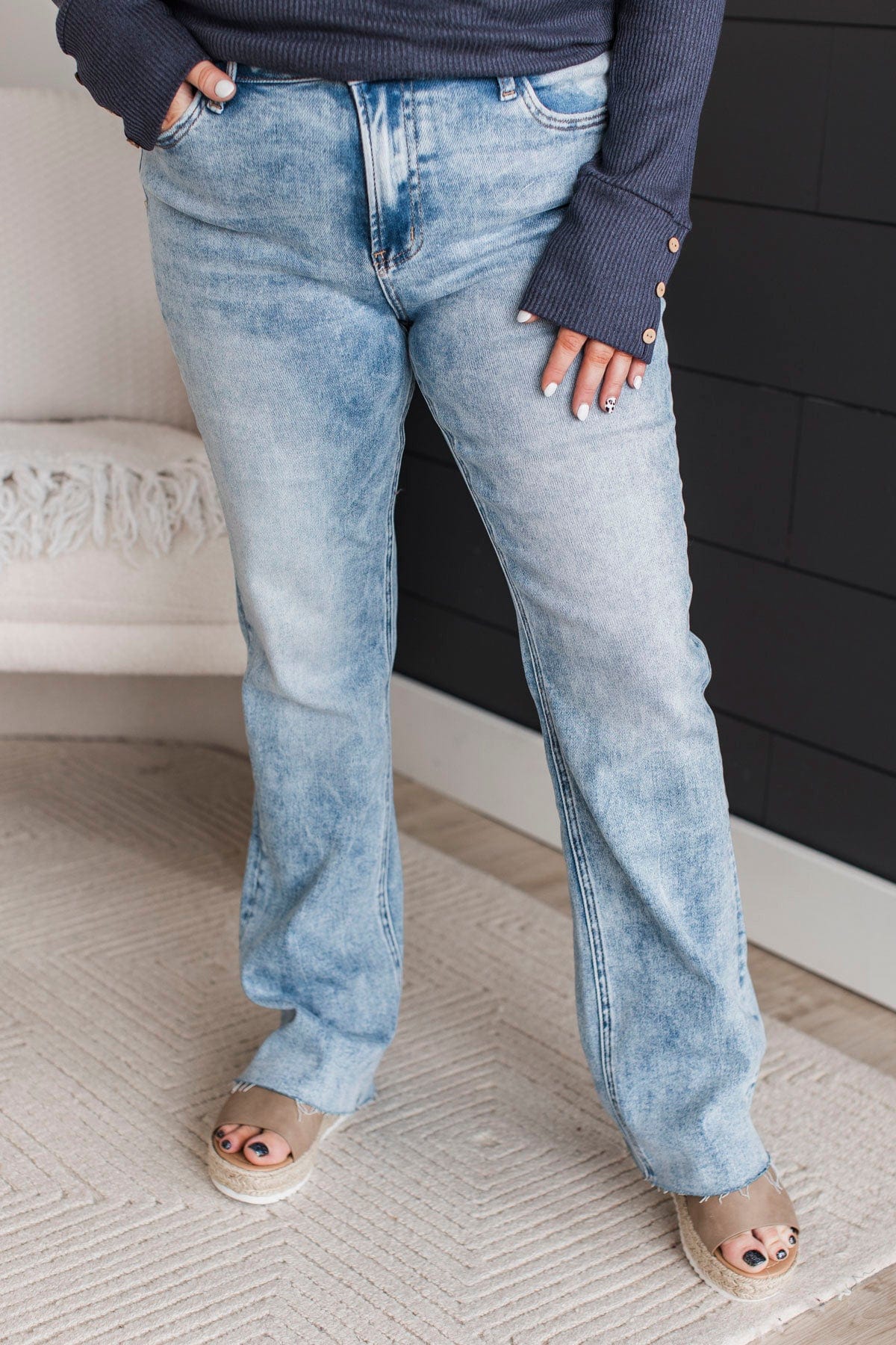 Vervet Bootcut Jeans- Roe Wash - Image 4