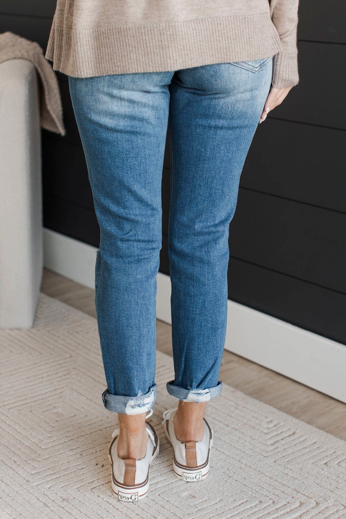 Vervet Boyfriend Jeans- Cordelia Wash - Image 4