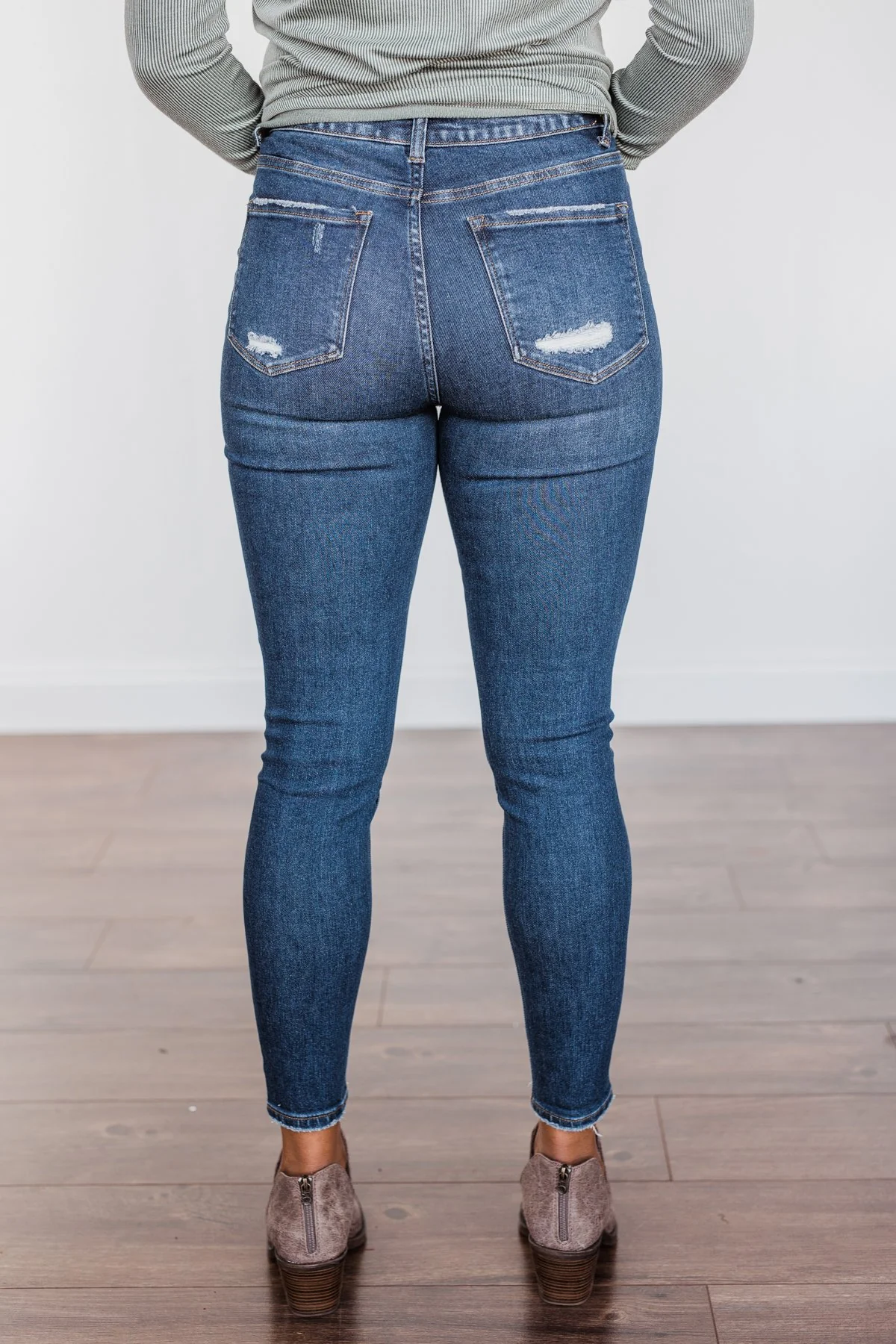 Vervet Distressed Skinny Jeans- Haylie Wash - Image 14