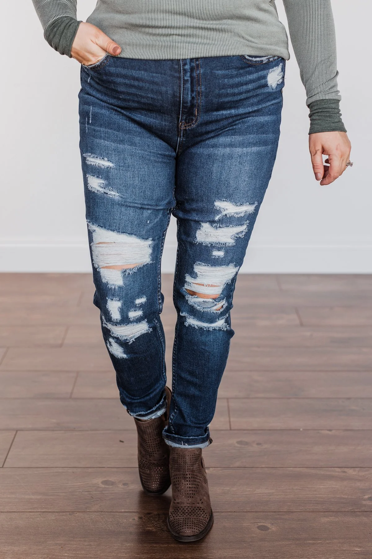 Vervet Distressed Skinny Jeans- Haylie Wash - Image 6