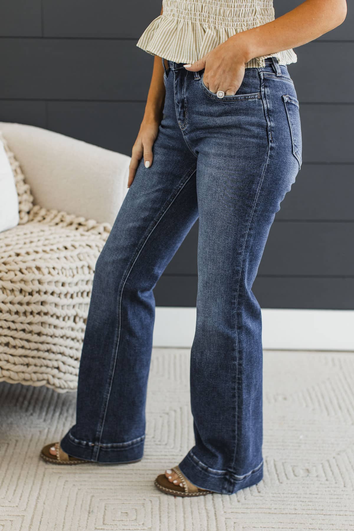 Vervet Flare Jeans- Nola Wash - Image 5