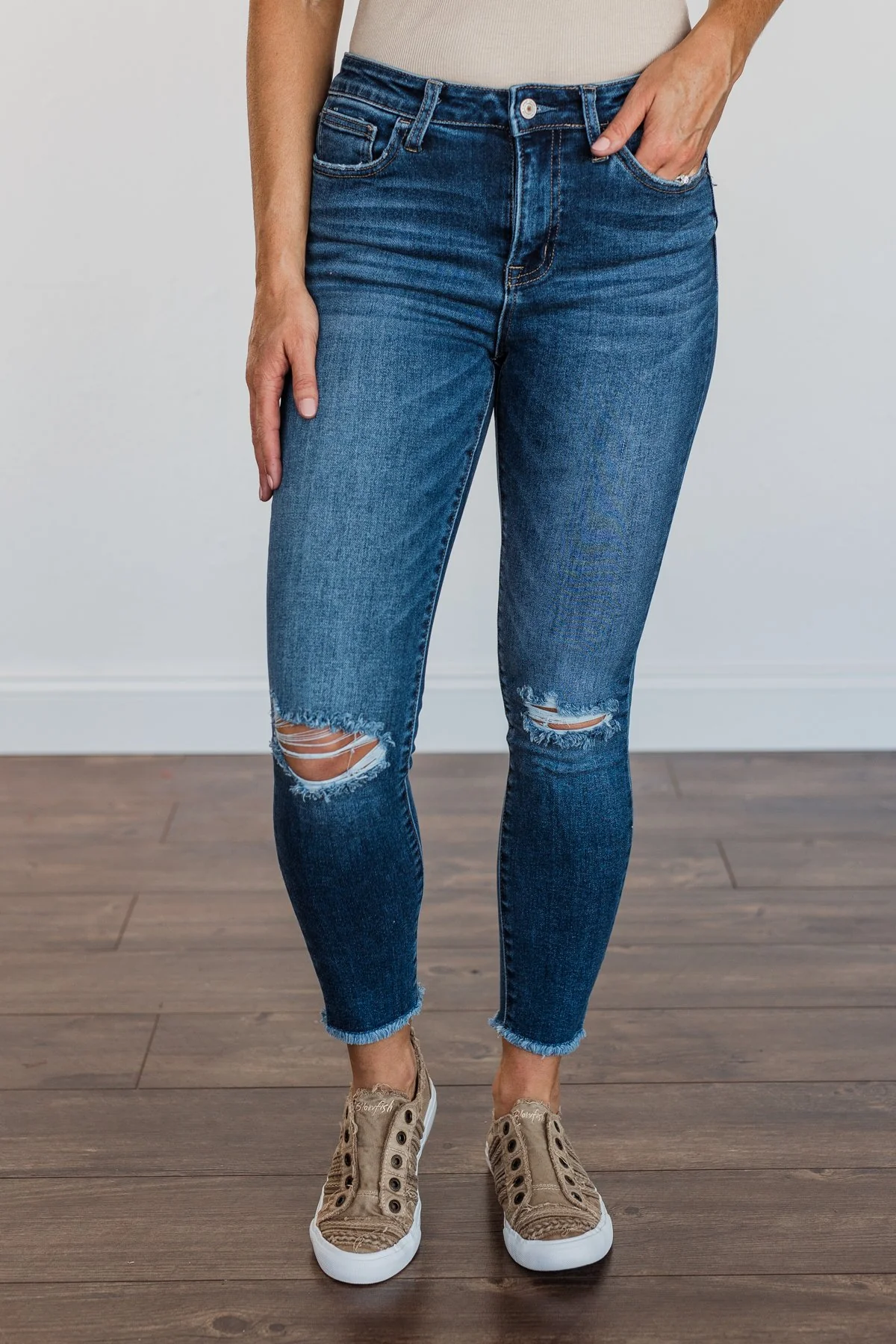 Vervet High Rise Raw Hem Skinny Jeans- Dana Wash - Image 2