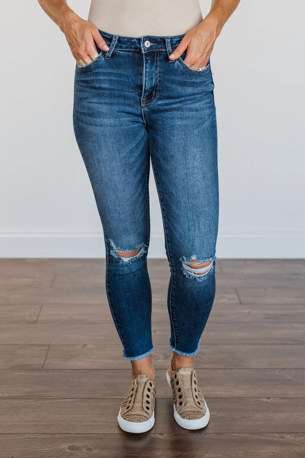 Vervet High Rise Raw Hem Skinny Jeans- Dana Wash - Image 4