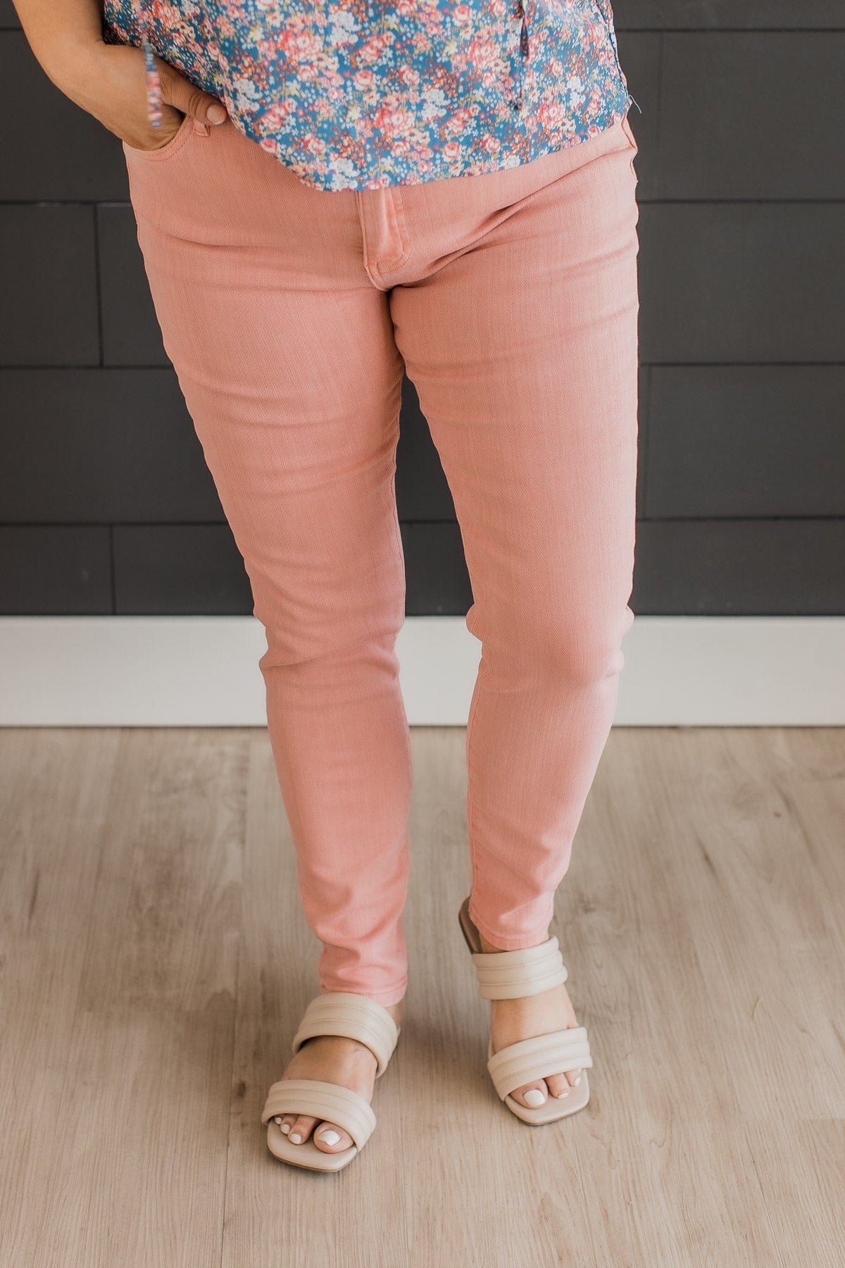 Vervet High-Rise Skinny Jeans- Annalise Wash - Image 4