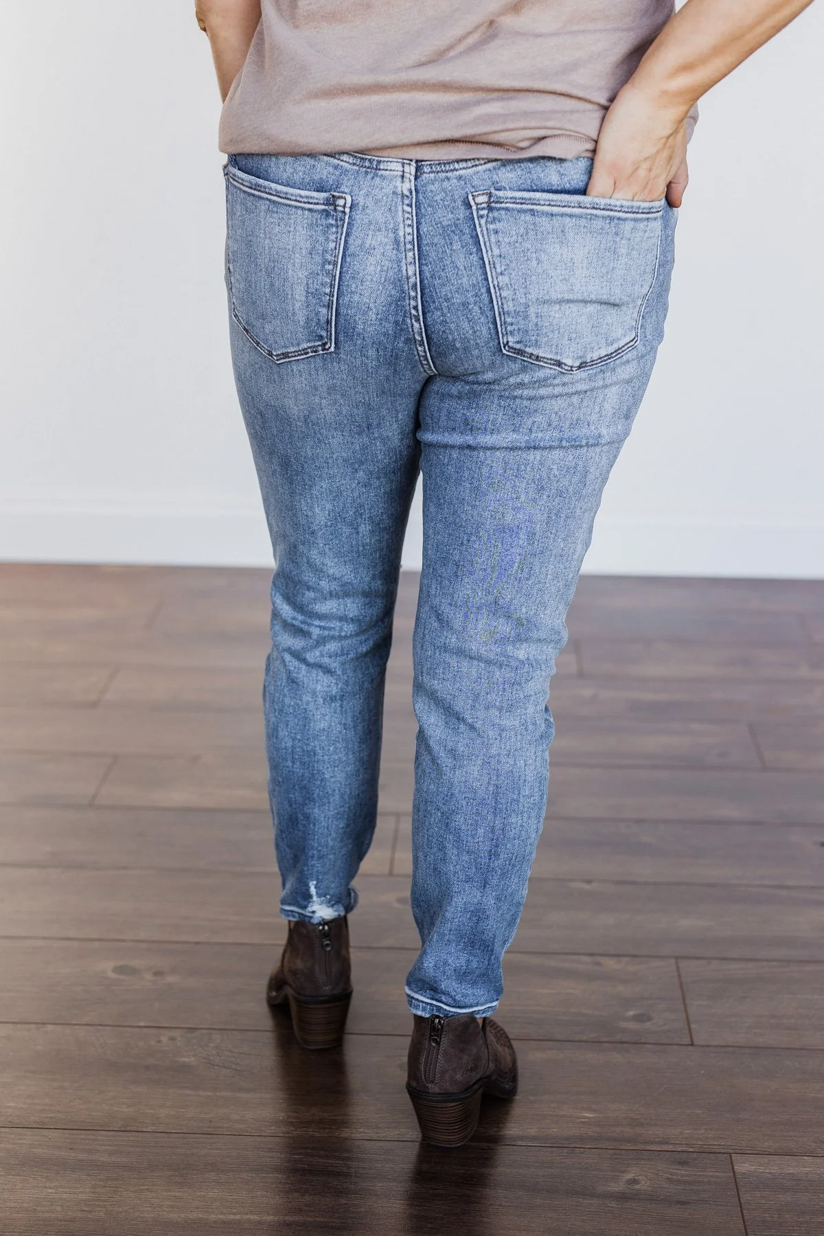 Vervet High-Rise Button Fly Skinny Jeans- Astrid Wash - Image 10