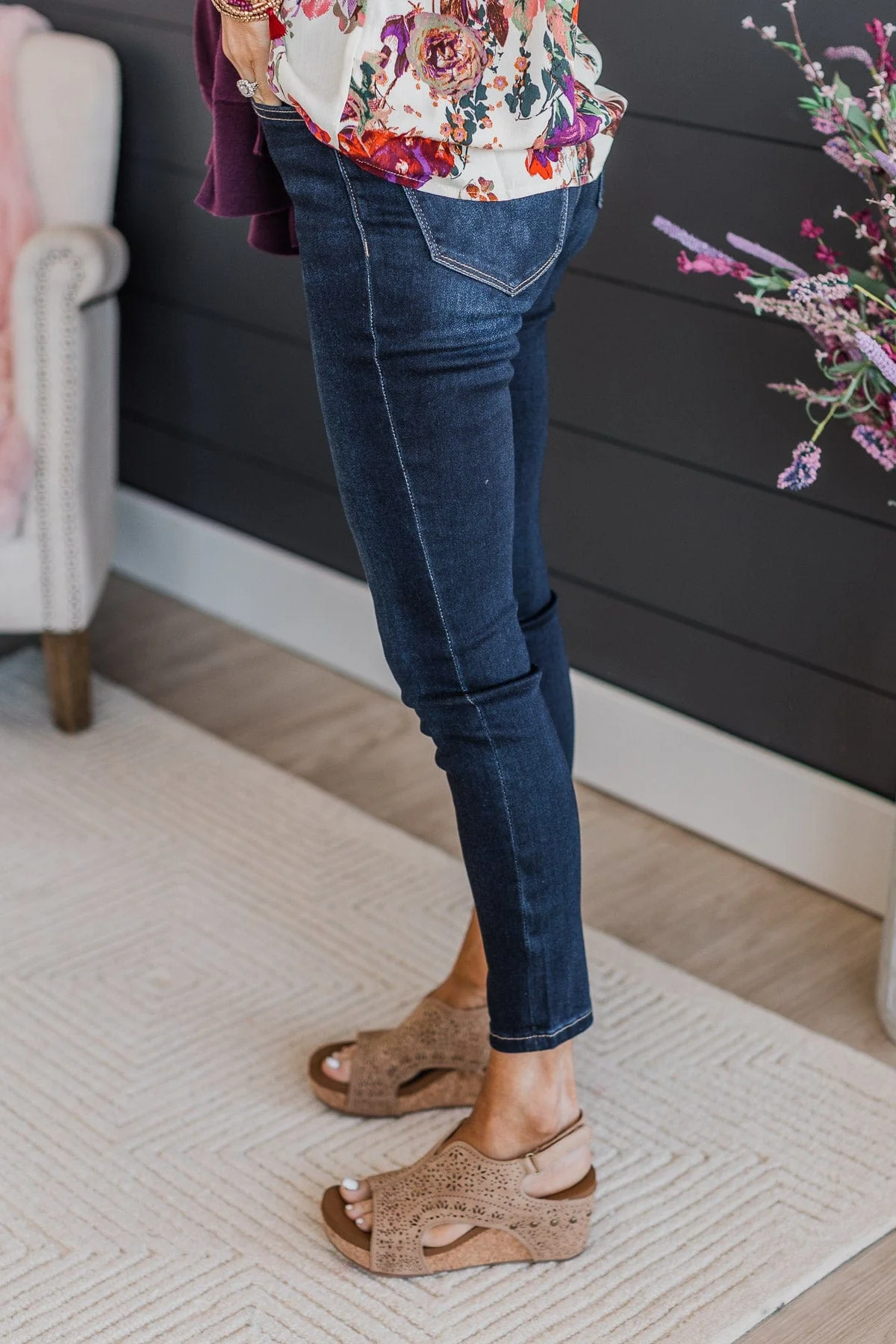 Vervet High-Rise Skinny Jeans- Tania Wash - Image 4