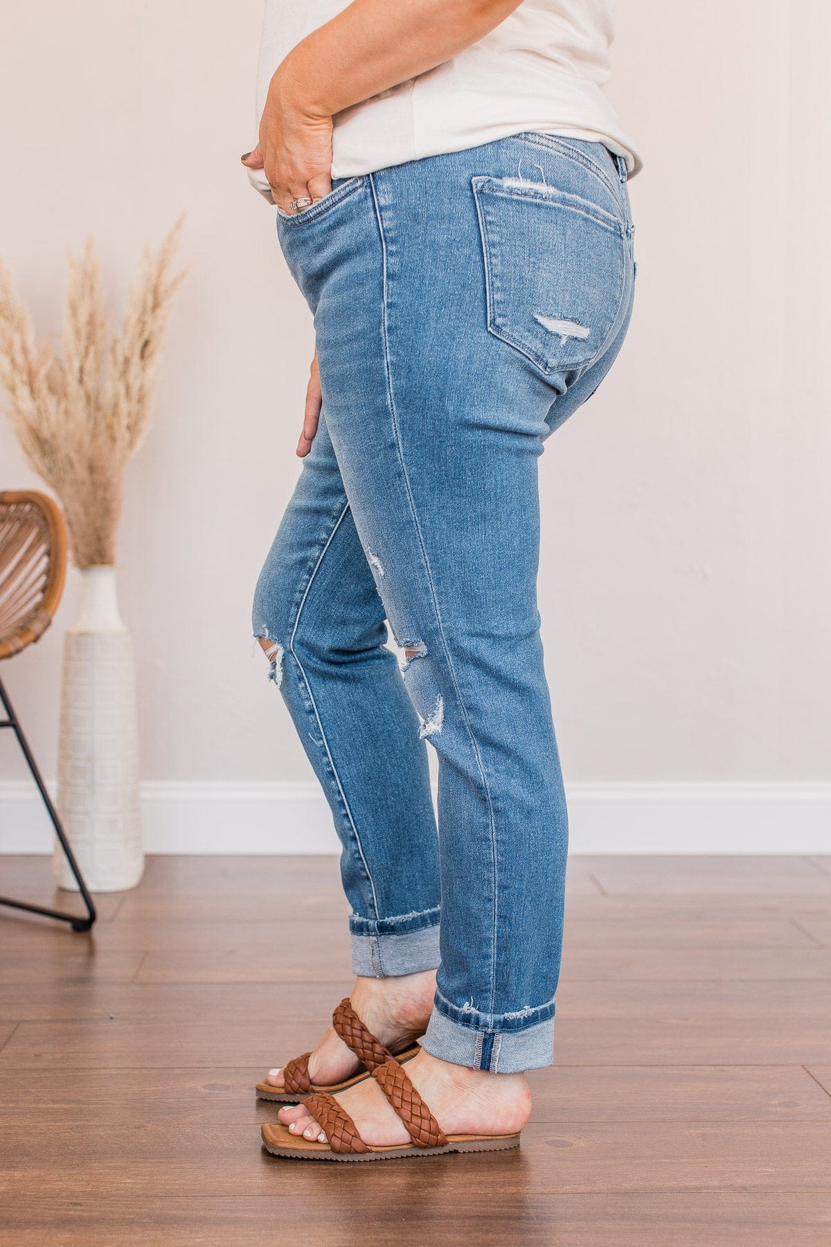 Vervet Mid-Rise Distressed Skinny Jean- Edith Wash - Image 6
