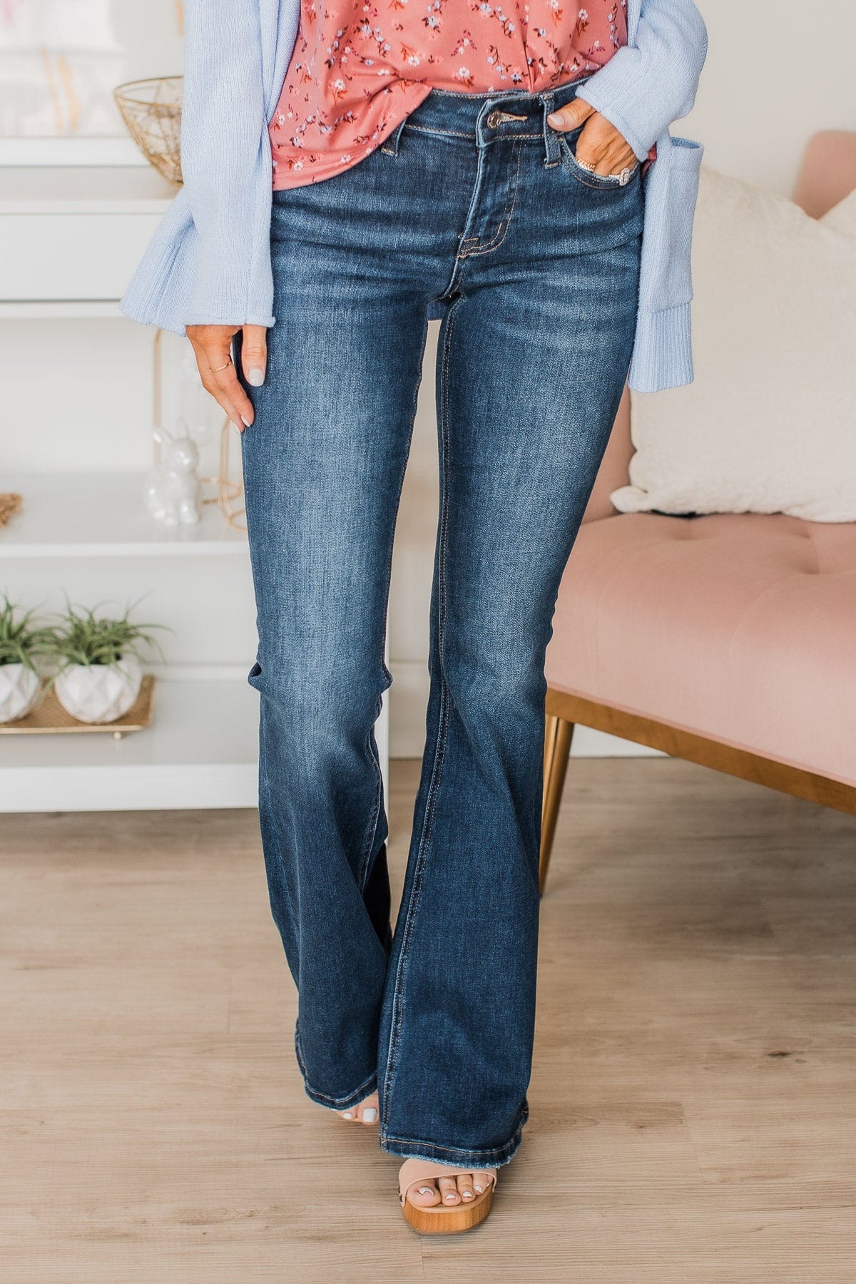 Vervet Mid-Rise Flare Jeans- Blair Wash - Image 2