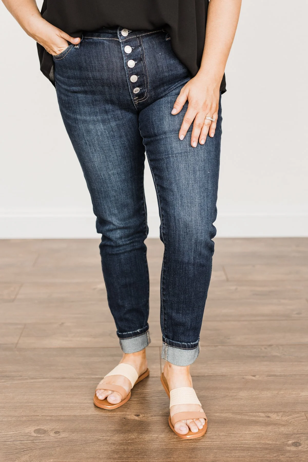 Vervet Mid-Rise Skinny Jeans- Meredith Wash - Image 4