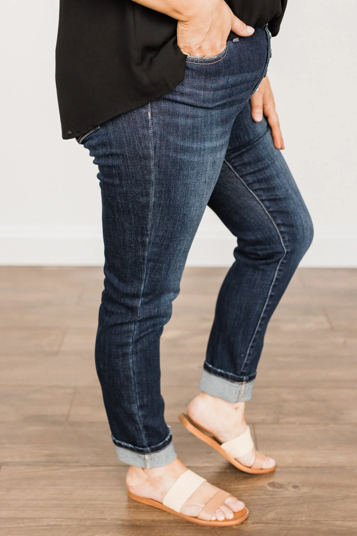 Vervet Mid-Rise Skinny Jeans- Meredith Wash - Image 7