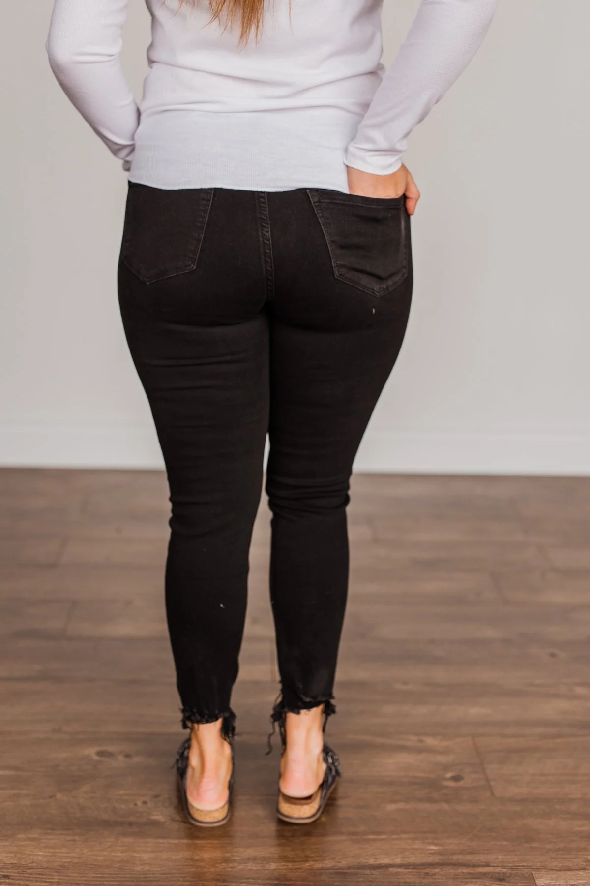 Vervet Mid-Rise Skinny Jean- Gabby Wash - Image 11