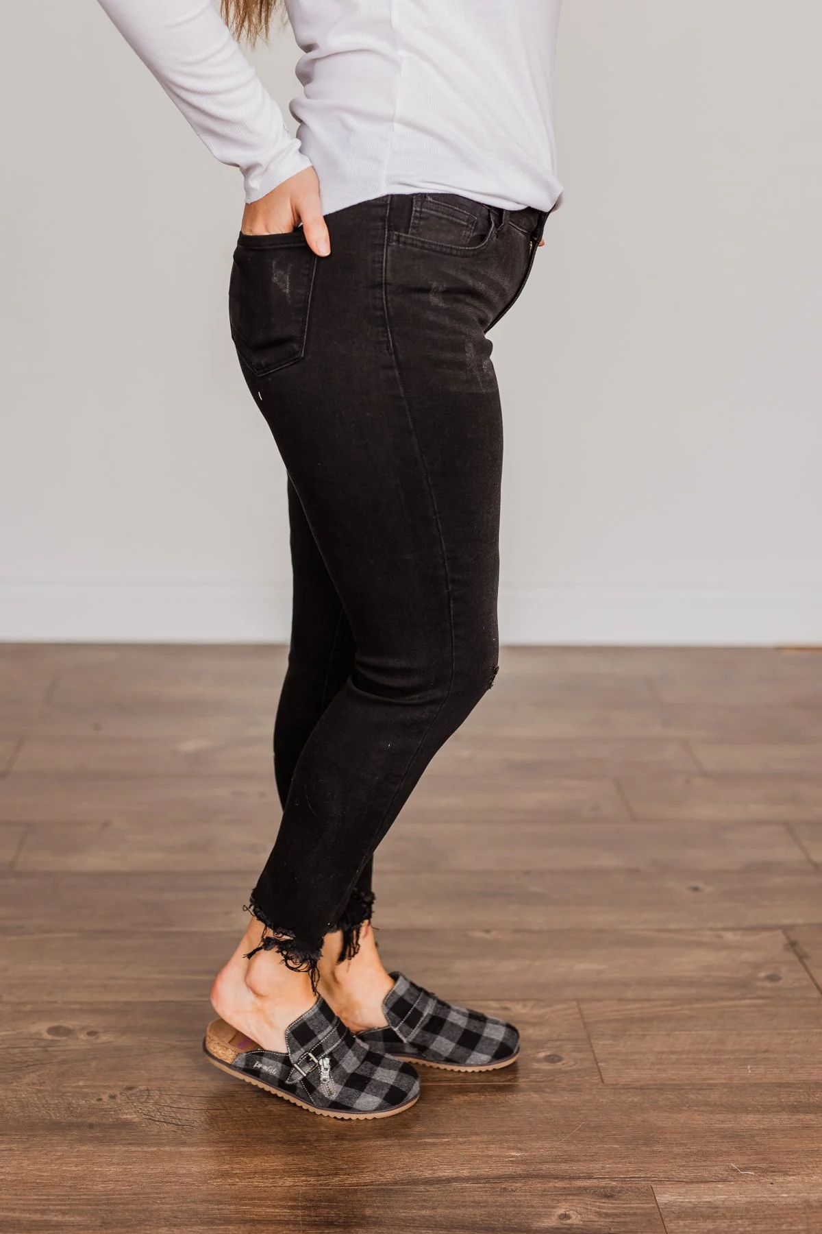 Vervet Mid-Rise Skinny Jean- Gabby Wash - Image 8