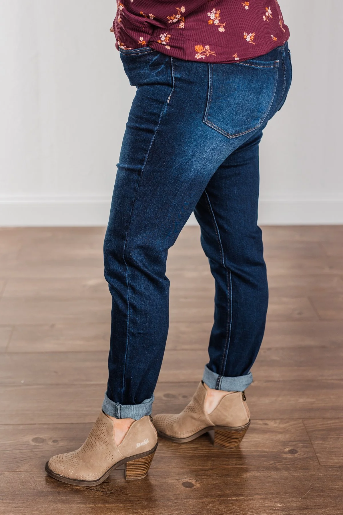 Vervet Mid-Rise Skinny Jean- Arabella Wash - Image 8