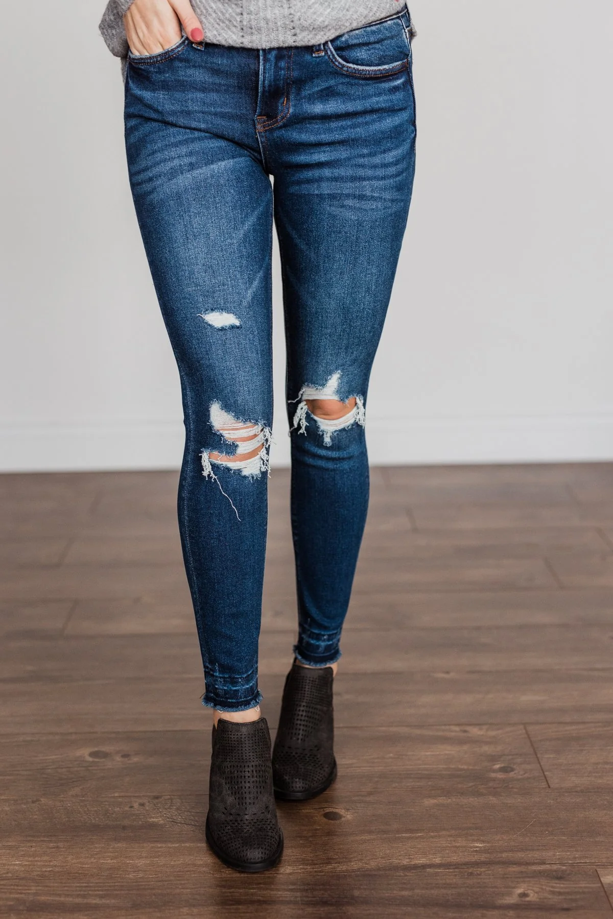 Vervet Mid-Rise Skinny Jeans- Martha Wash - Image 4