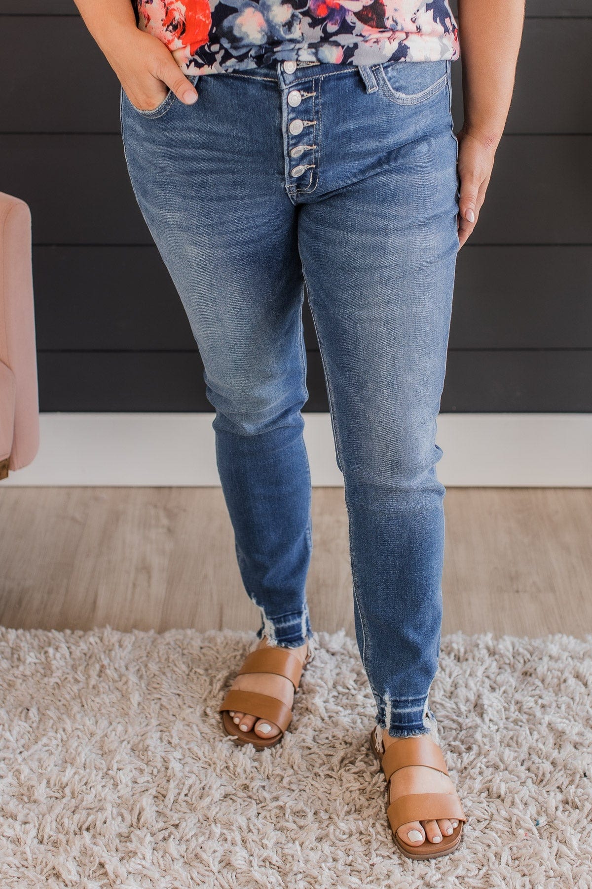 Vervet Mid-Rise Skinny Jeans- Maisie Wash - Image 2