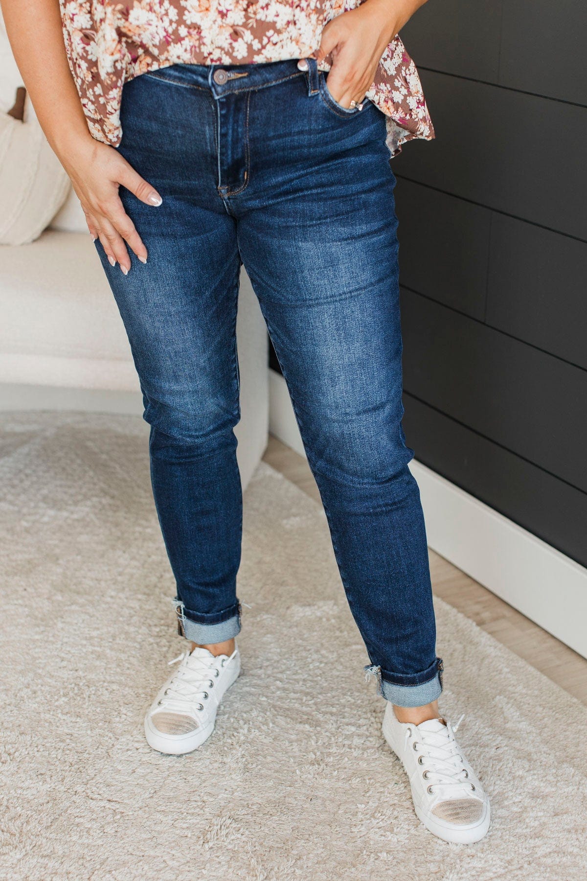 Vervet Mid-Rise Skinny Jeans- Robin Wash - Image 4