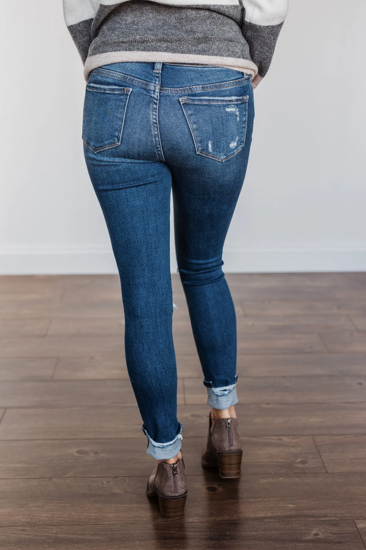 Vervet Mid-Rise Skinny- Jordan Wash - Image 13