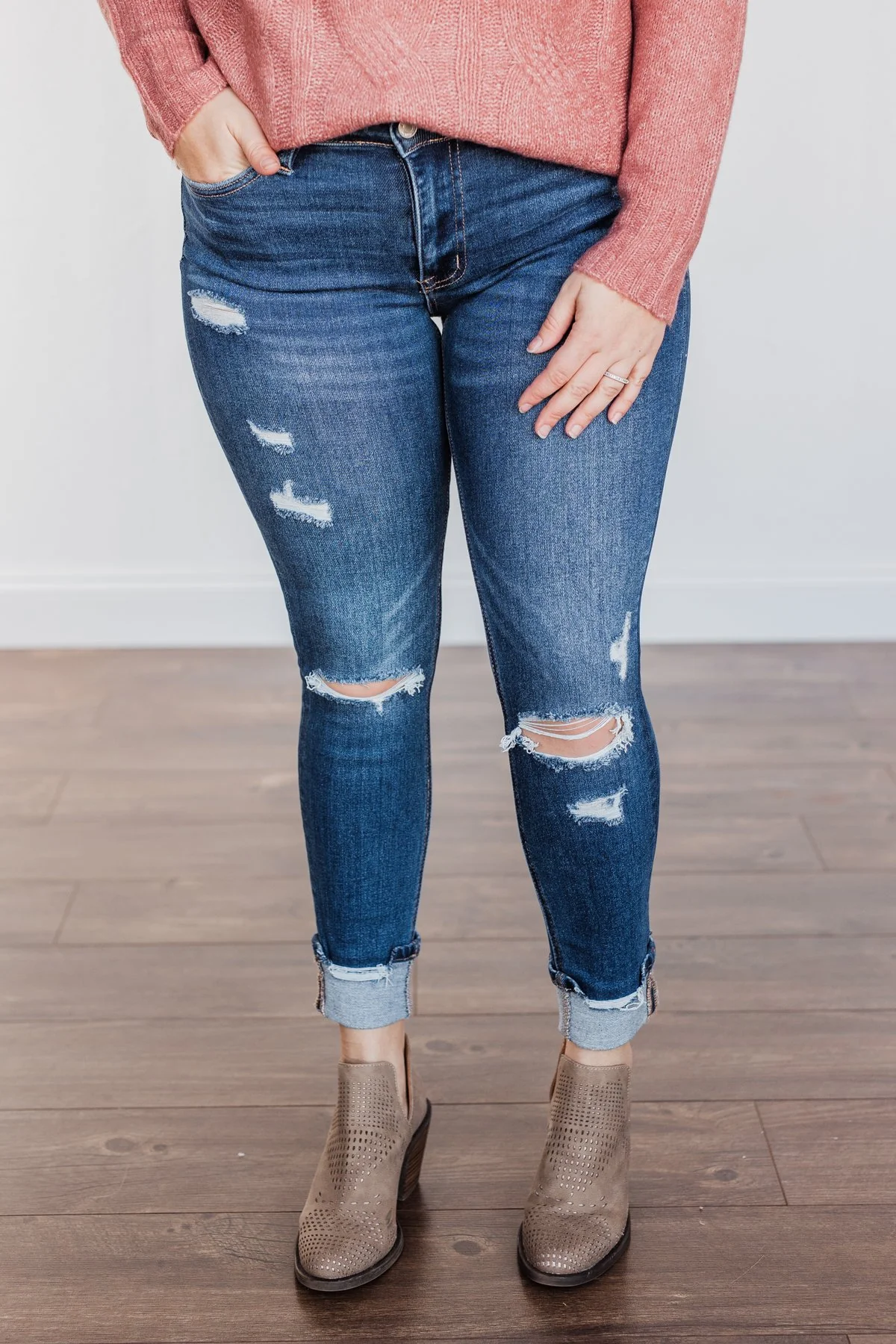 Vervet Mid-Rise Skinny- Jordan Wash - Image 4