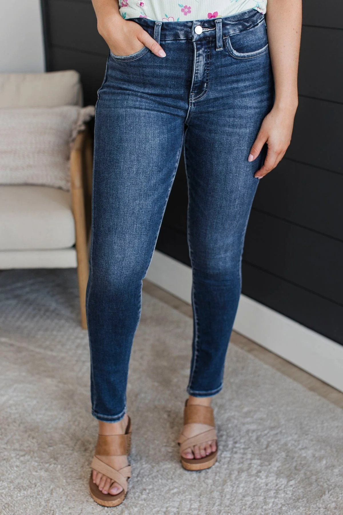 Vervet Skinny Jeans- Idina Wash - Image 3