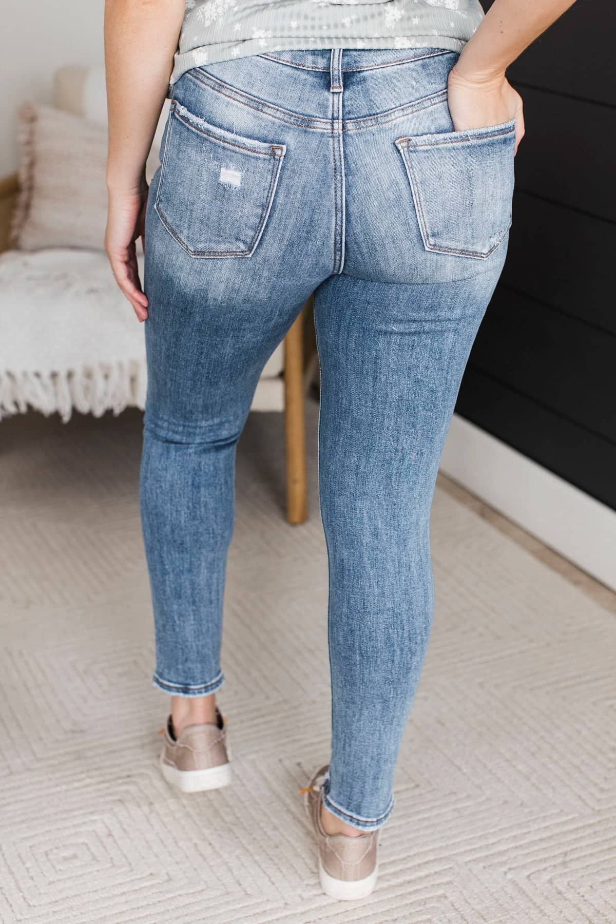 Vervet Skinny Jeans- Naya Wash - Image 7