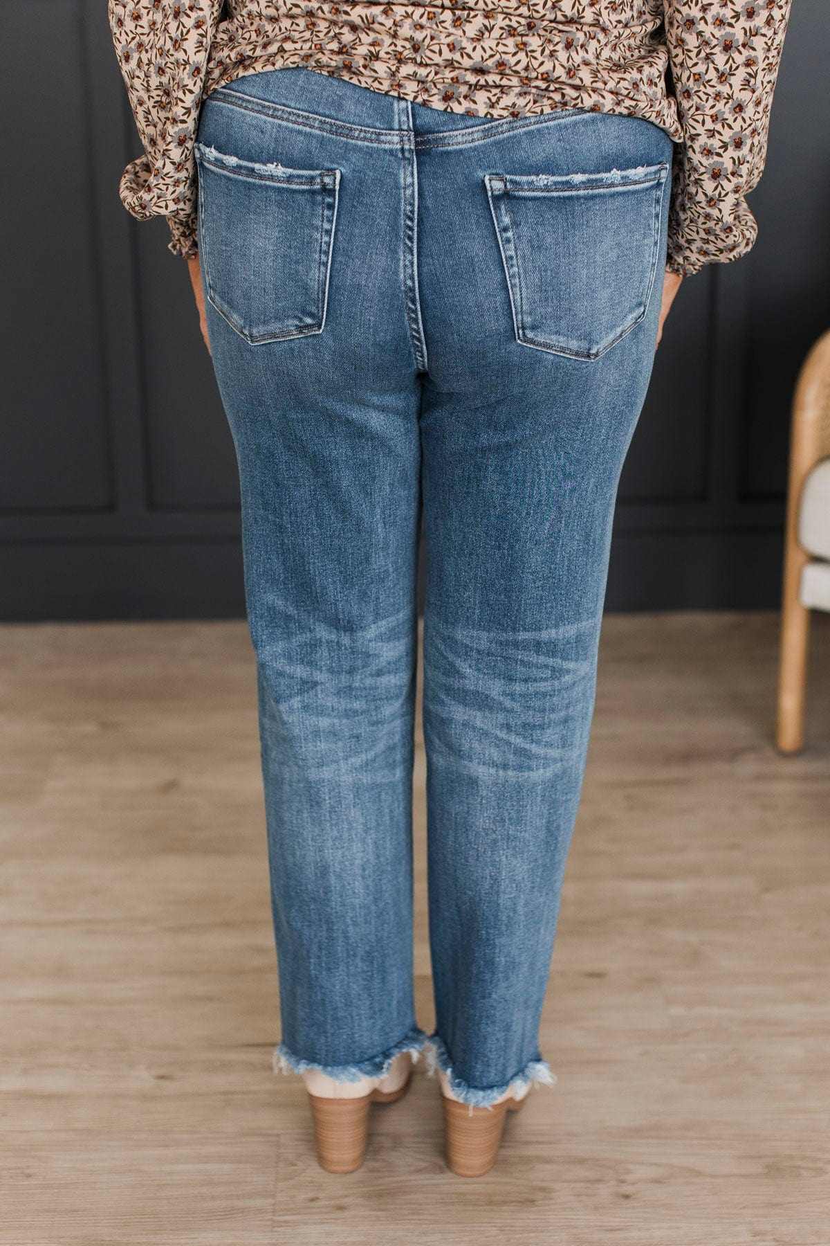 Vervet Slim Straight Jeans- Garcelle Wash - Image 8