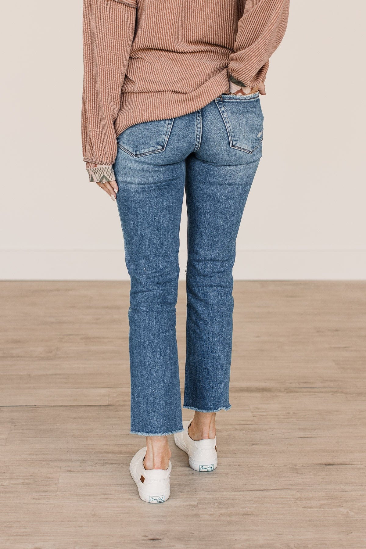 Vervet Slim Straight Jeans- Linda Wash - Image 7