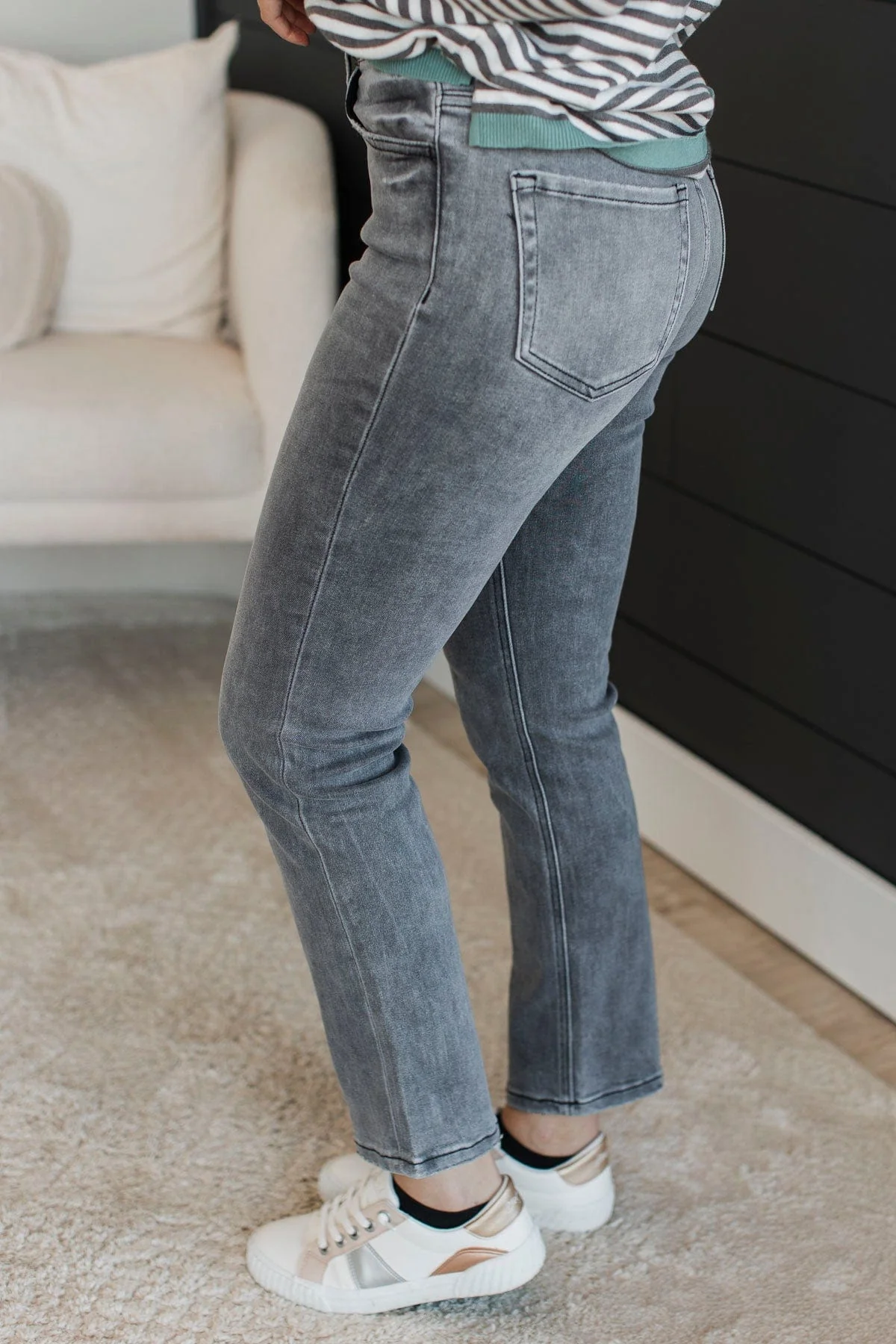 Vervet Slim Straight Jeans- Wilma Wash - Image 7