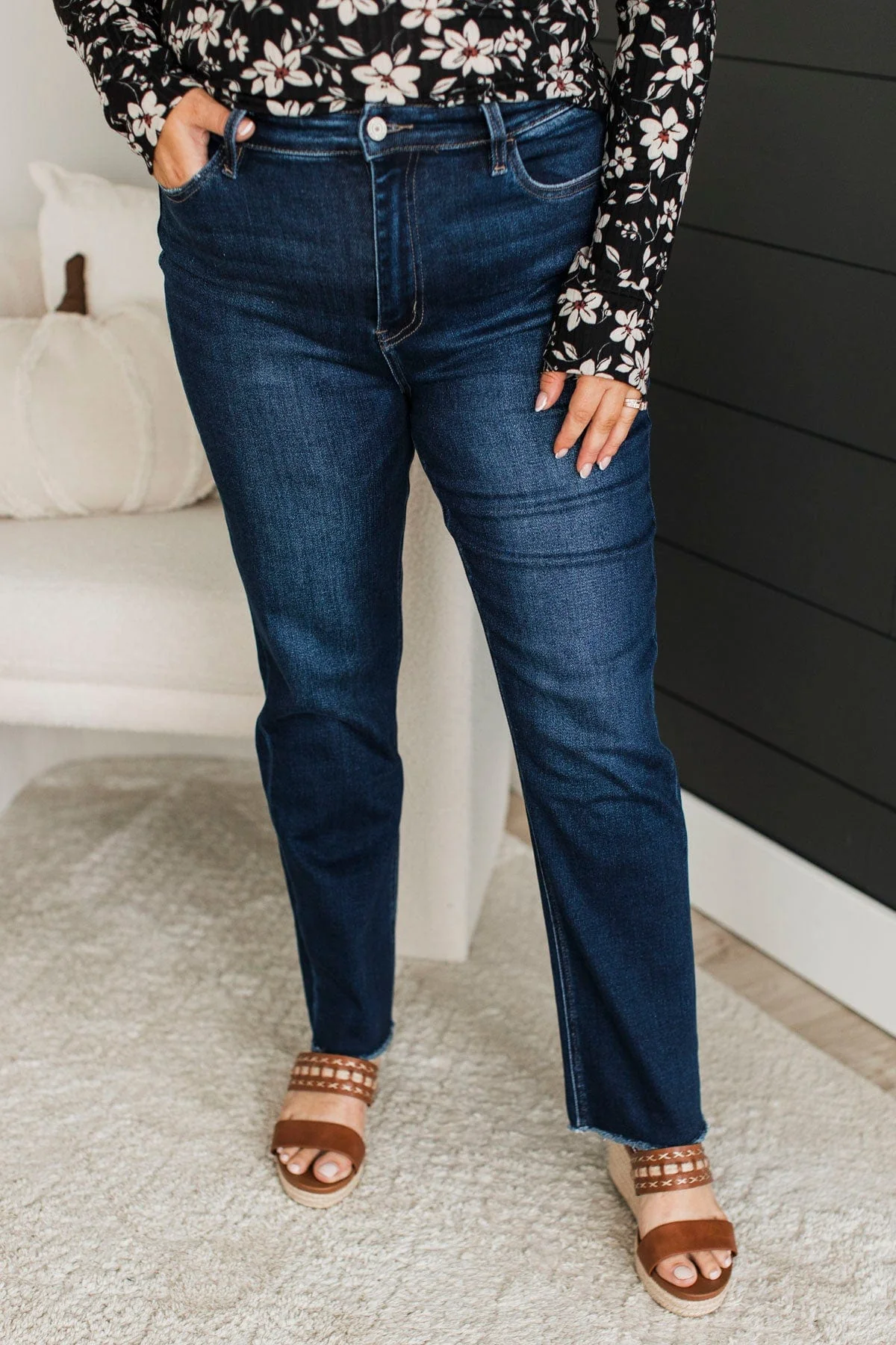 Vervet Stretch Straight Jeans- Briar Wash - Image 4