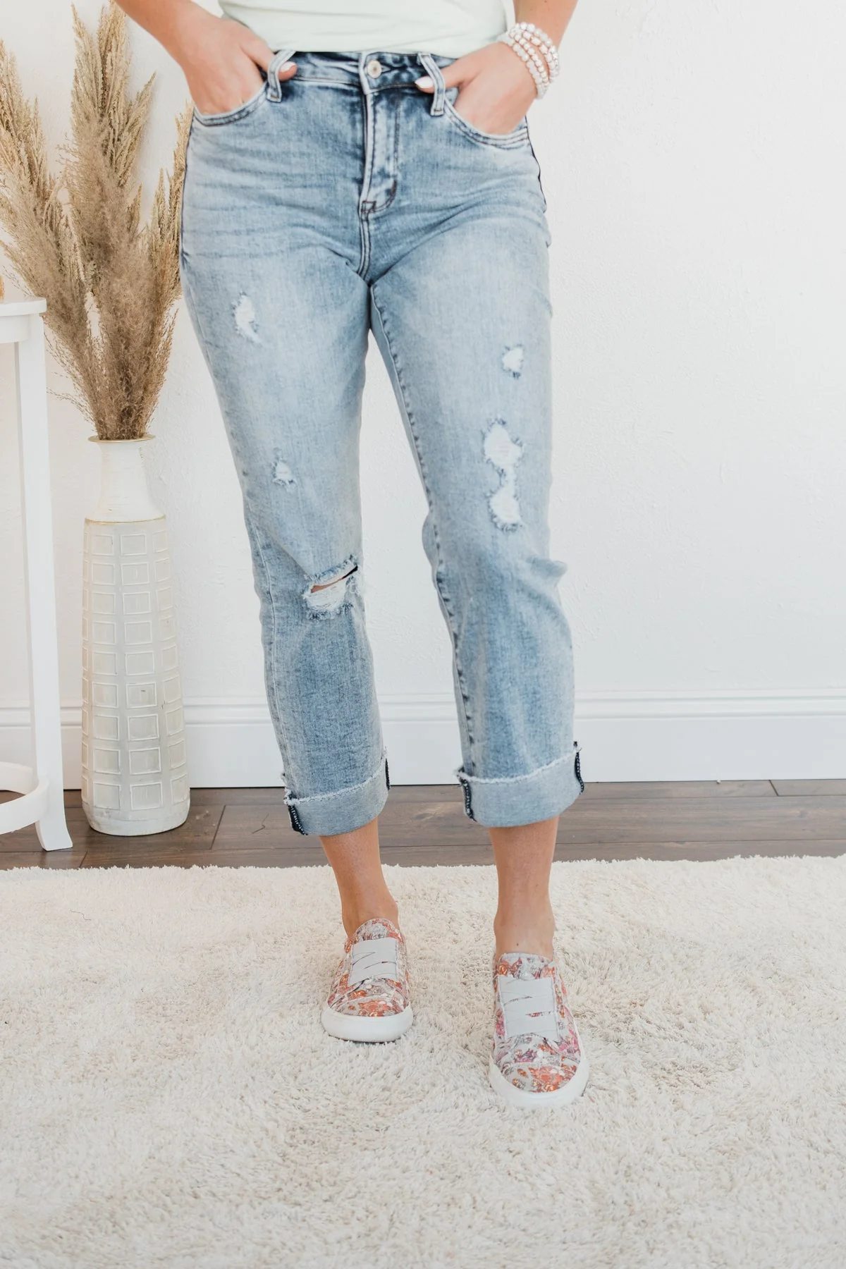 Vervet High-Rise Stretch Straight Jeans- Yulianna Wash - Image 9