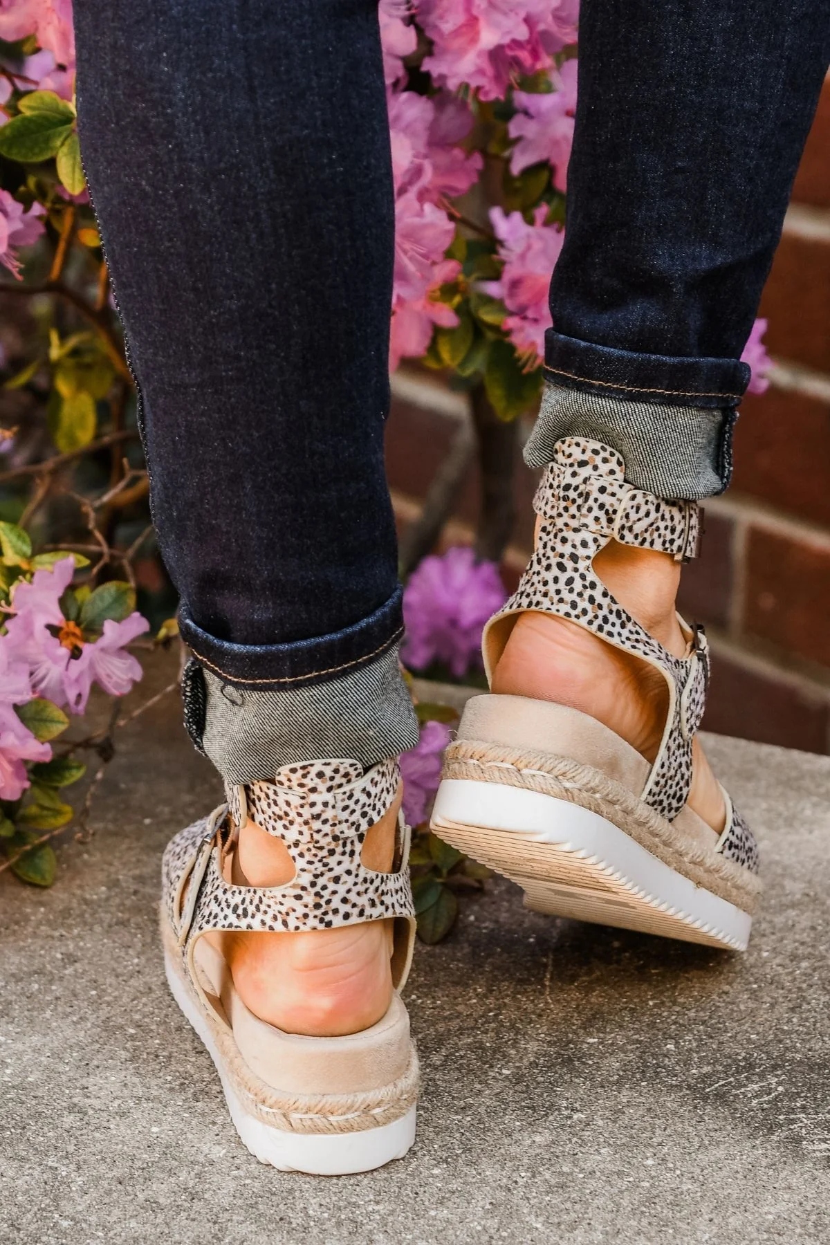 Very G Cassius Platform Sandals- Cream - Image 3