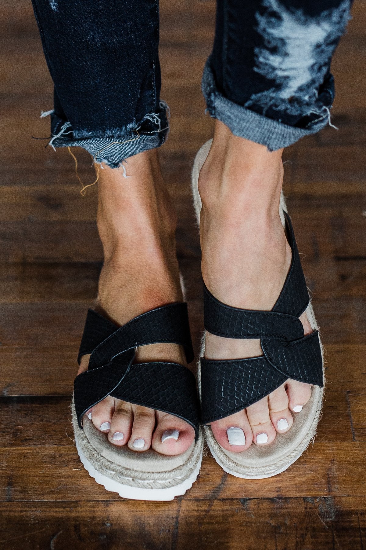 Very G Elvina Platform Sandals- Black - Image 5