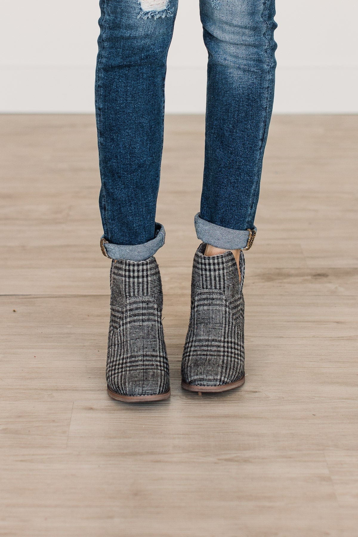 Very G Ember Wedge Booties- Grey - Image 3