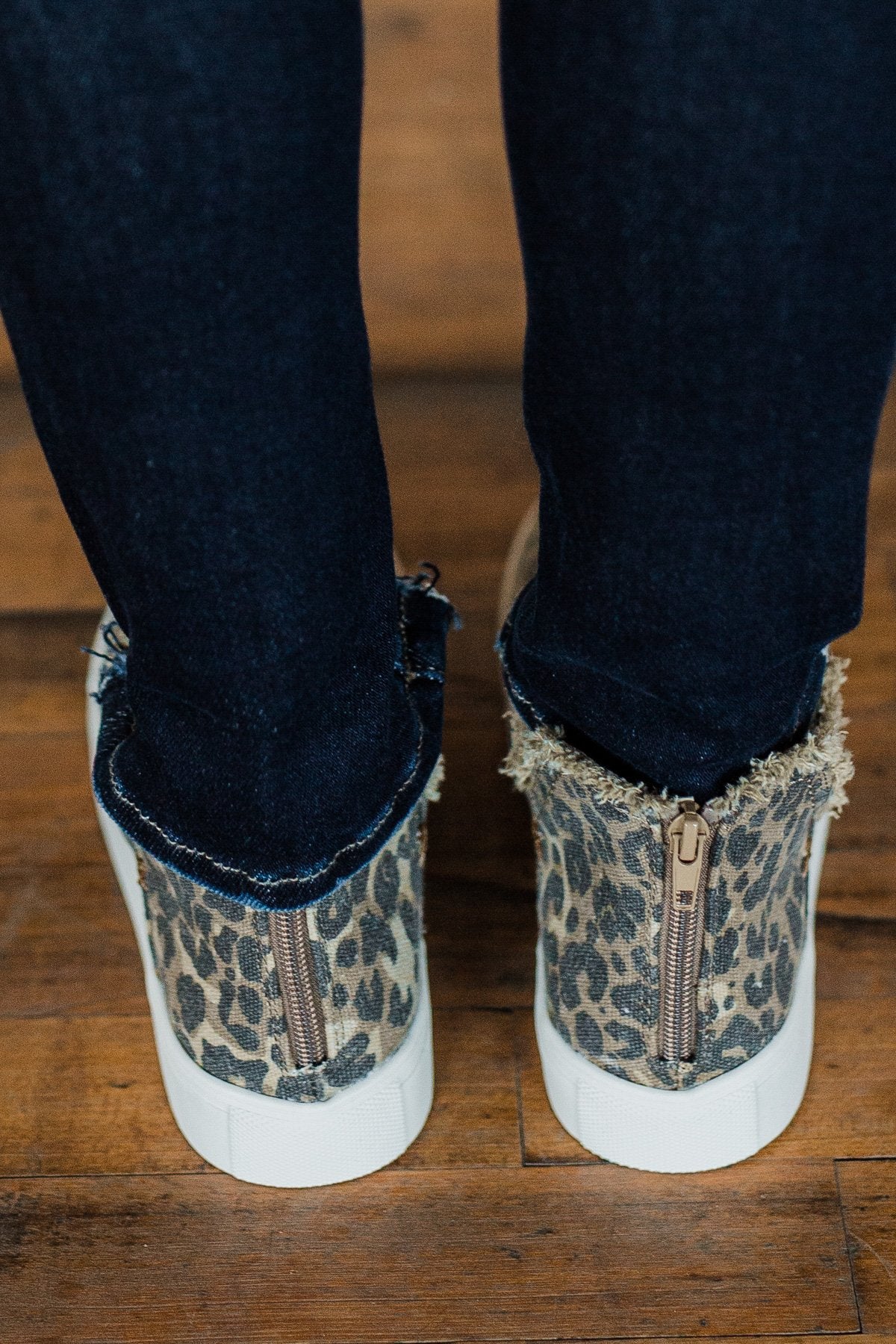 Very G Josie High Top Sneakers- Leopard - Image 4