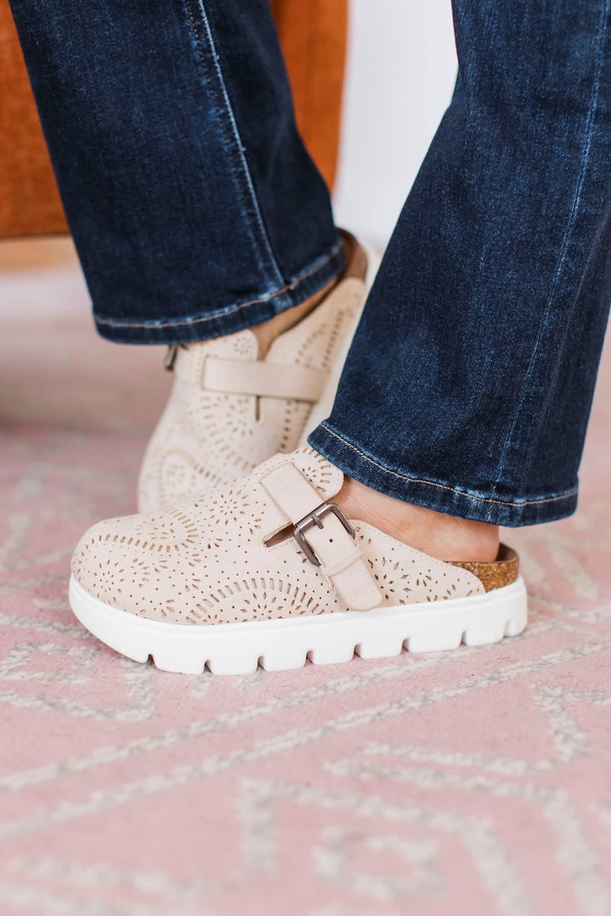 Very G Lulu Mules- Cream - Image 2