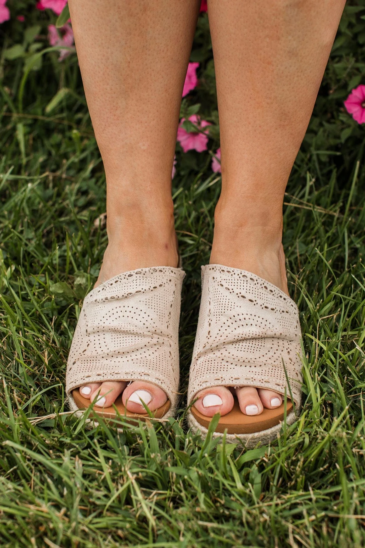 Very G Marie Wedge Sandals- Cream - Image 4