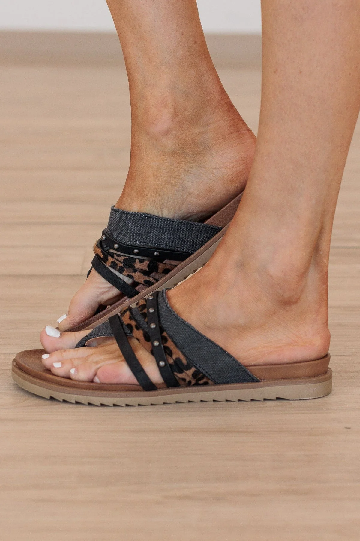 Very G Rose 2 Sandals- Black - Image 3