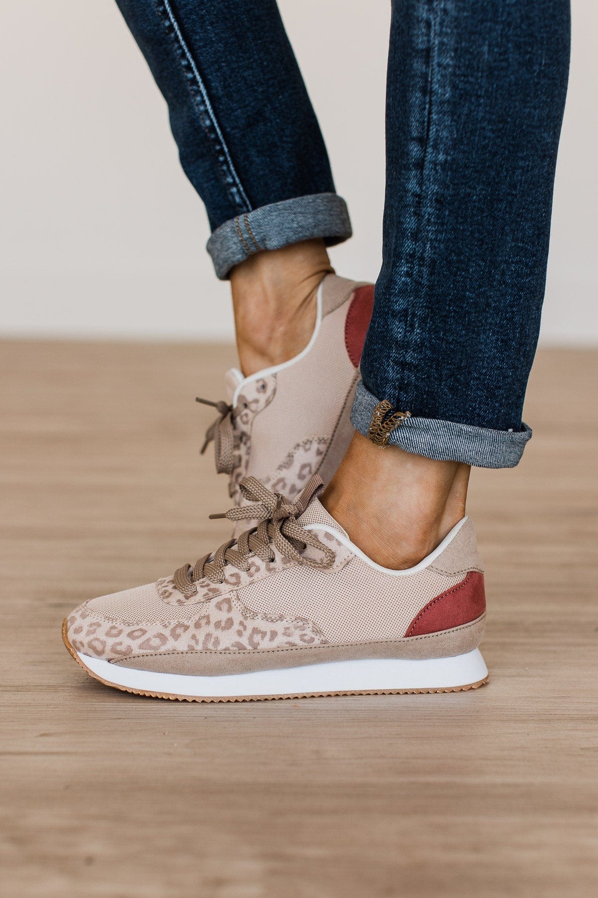 Very G Runner 2 Sneakers- Cream - Image 2