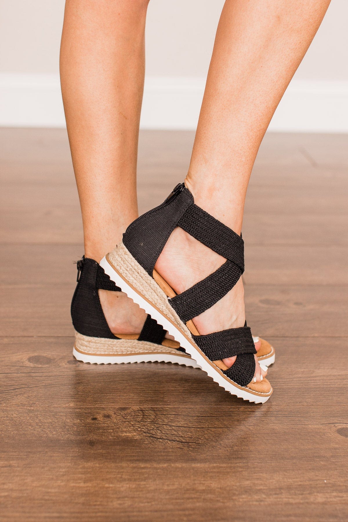 Very G Sadie Sandals- Black - Image 4