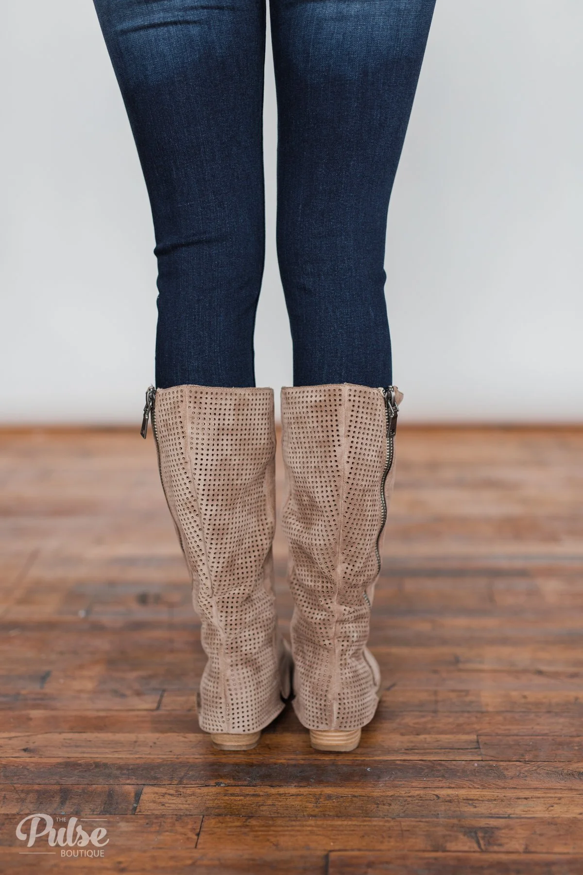 Very G Unstructured Boots- Taupe - Image 6