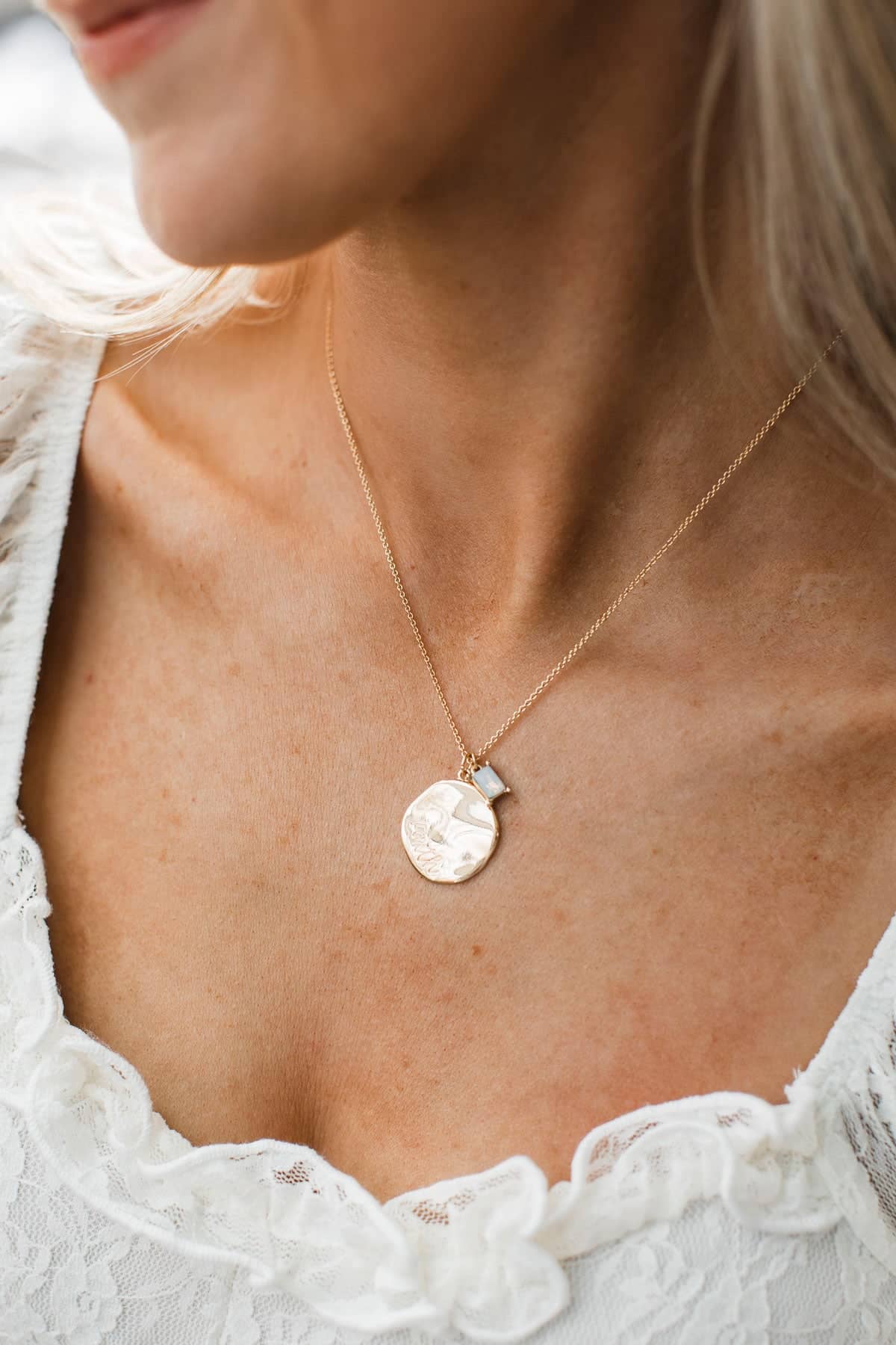 Walk By Faith Pendant Necklace- Gold
