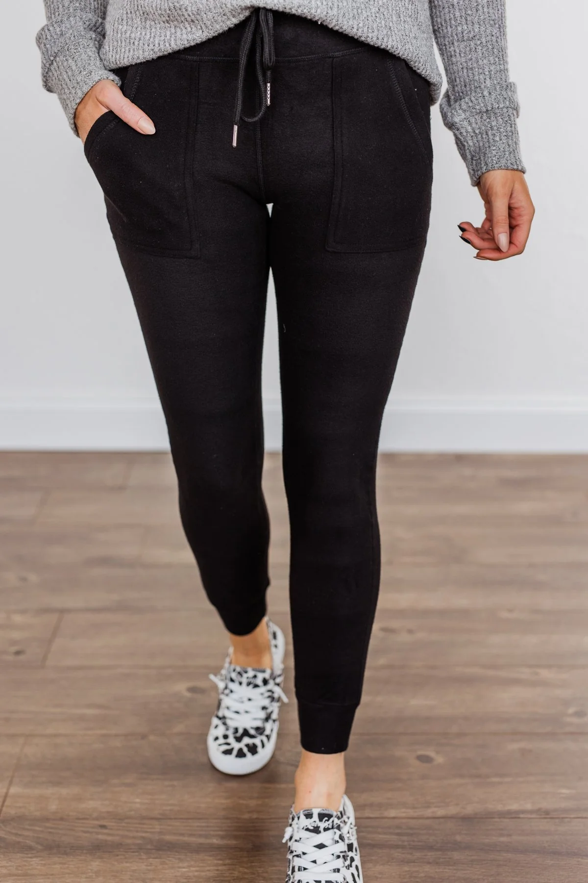 Warm Thoughts Super Soft Joggers- Black - Image 6