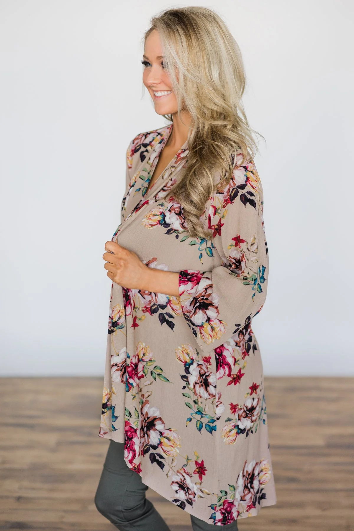 When Love Finds You Floral Kimono - Image 4