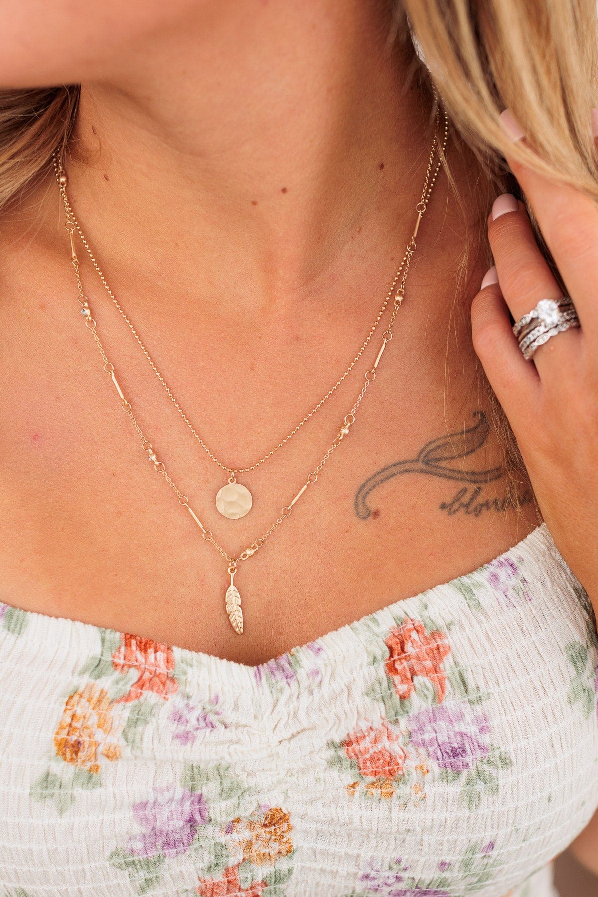 Whispering Winds Necklace Set- Gold - Image 3